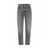 Marccain Sports - BS 8225 D08 - Jeans FEURA in Feminine Fit 